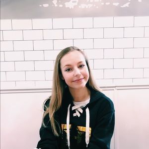 Meet your Posher, Kendrakendra